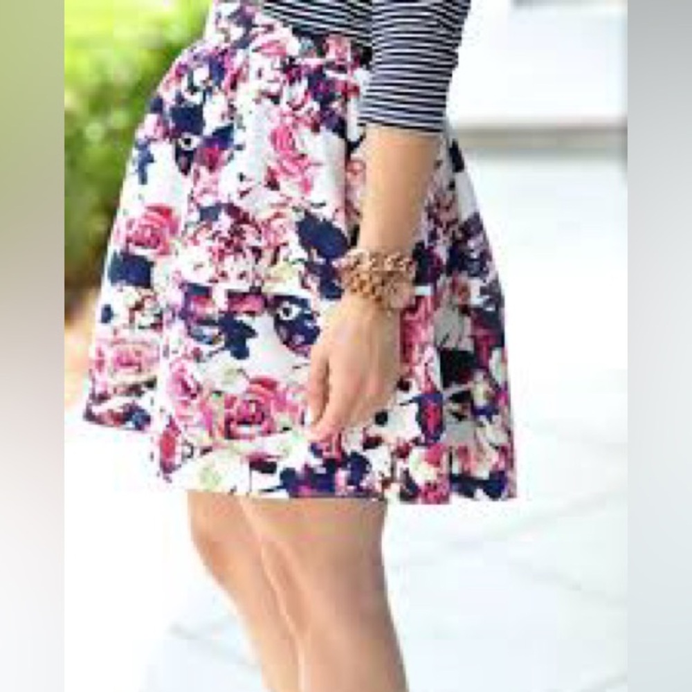 Floral A-line Tiered Full Mini Skirt Textured Grosgrain Fabric Lined w Pockets 4 - Picture 14 of 15